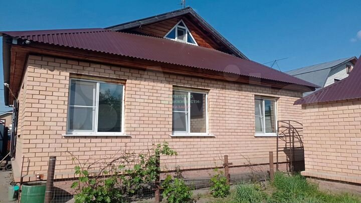 Коттедж 160 м² на участке 5 сот.