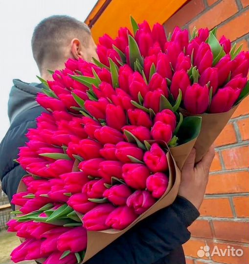 Тюльпаны к 8 марта