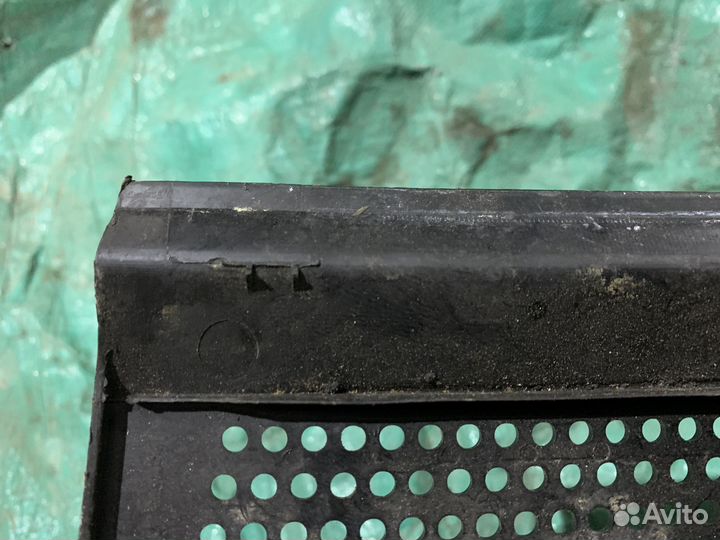 Жабо дворников Mitsubishi Pajero Sport 2 KH