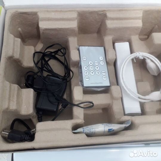 Фоторамка цифровая Q-art M0801W