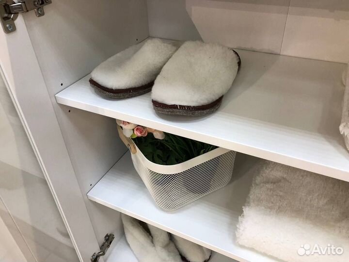 Шкаф витрина IKEA новый