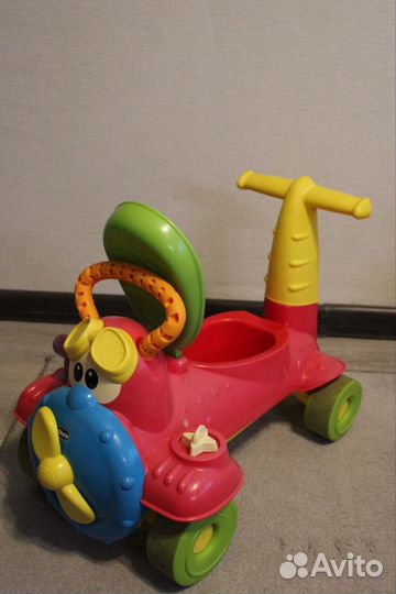 Машинка-каталка chicco