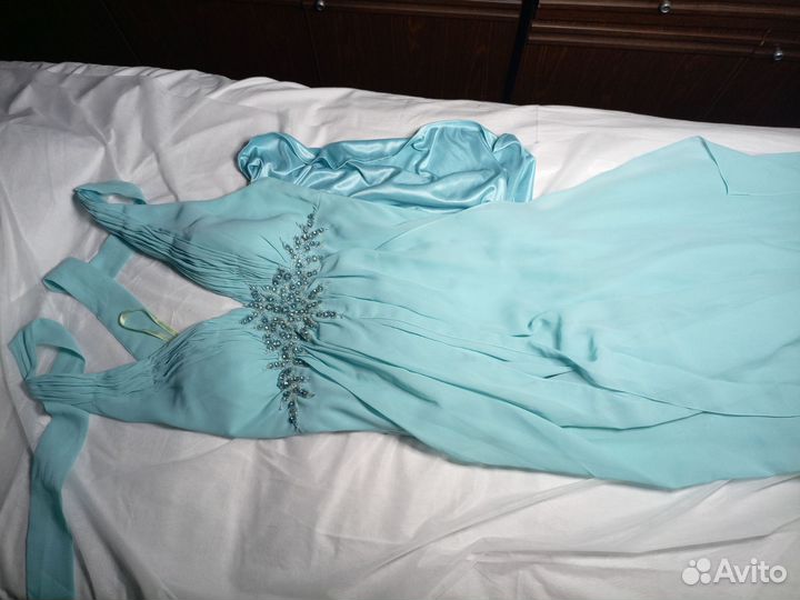 Вечернее платье женское 44 46 очень красивое