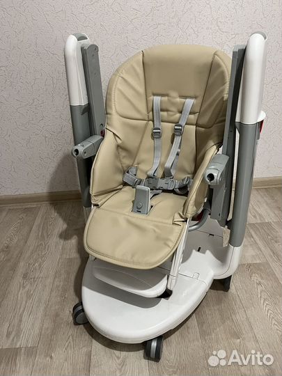 Детский стул для кормления-качеля peg perego