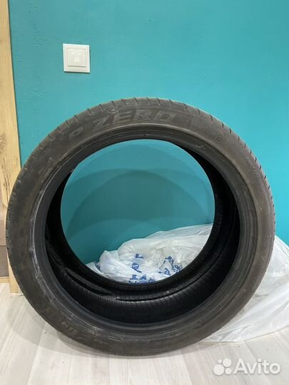 Pirelli P Zero PZ4 275/35 R19 100Y