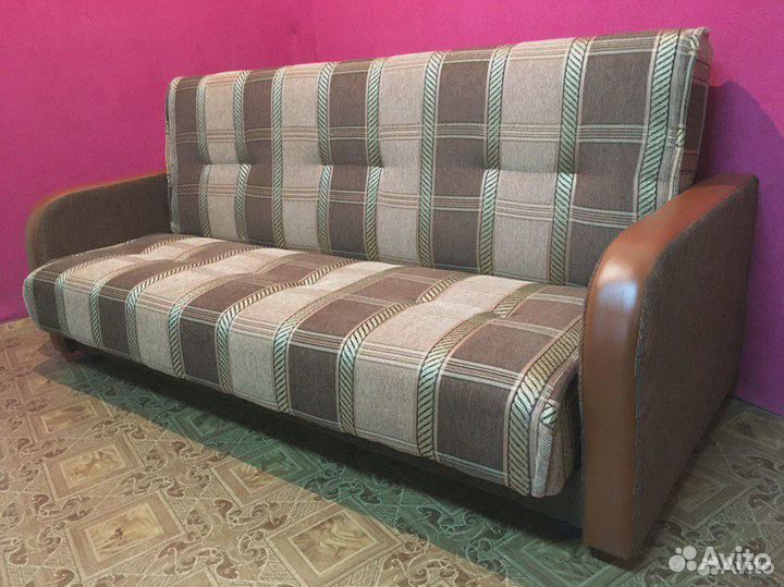 Диван (Бесплатная доставка)