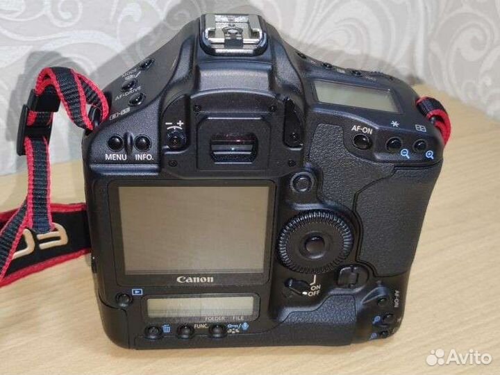 Новый Canon EOS-1 Ds Mark III