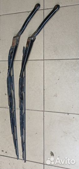 Рычаг стеклоочистителя scania