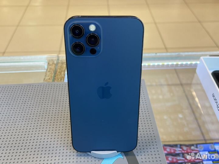 iPhone 12про 128