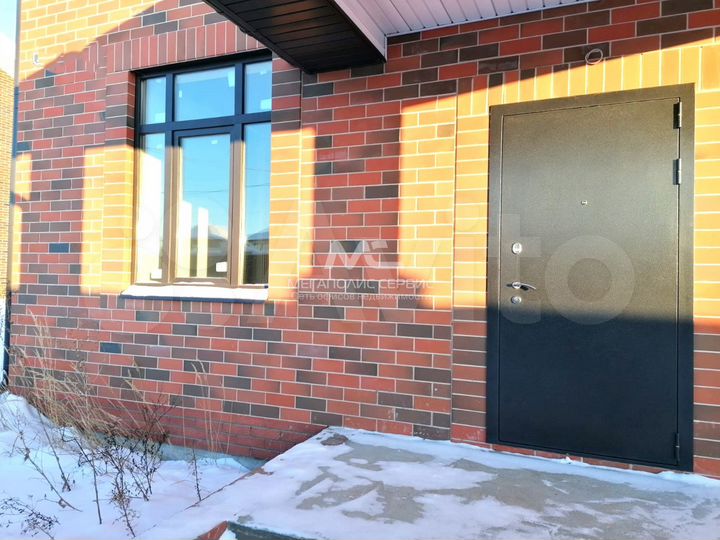 Коттедж 198 м² на участке 6 сот.