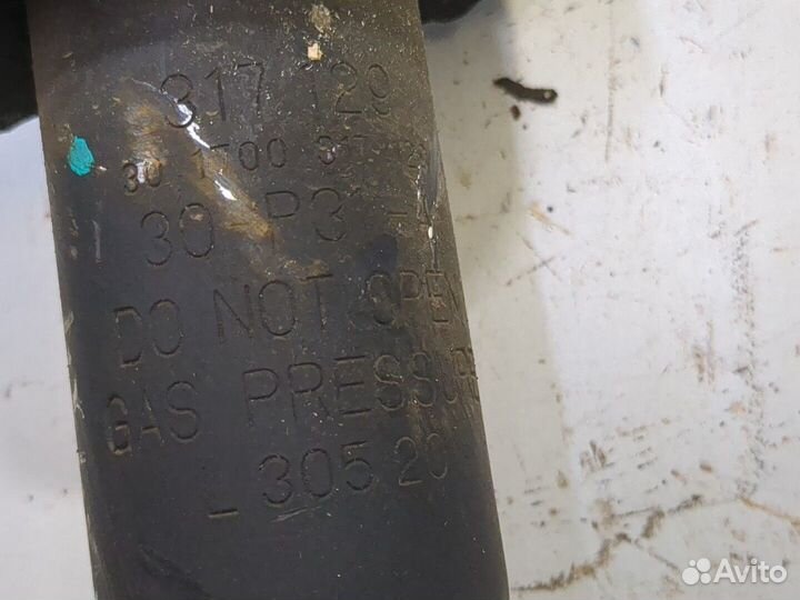 Амортизатор подвески Toyota Land Cruiser Prado (90