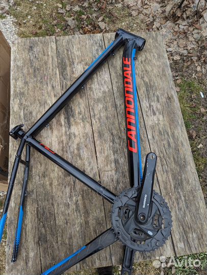 Шатуны Shimano с кареткой под квадрат