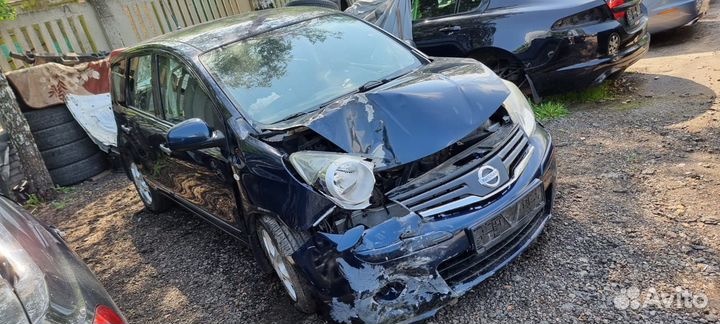 Nissan Note 1.4 МТ, 2011, 111 000 км