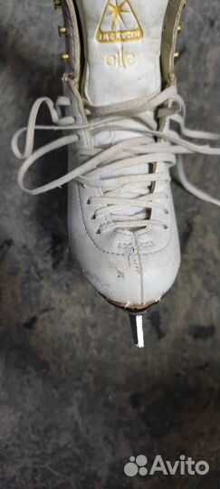 Фигурные коньки jackson elle 11/2С (размер 31 )