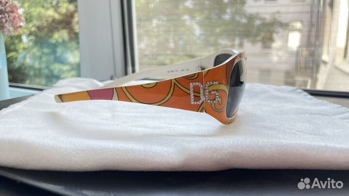 Солнцезащитные очки