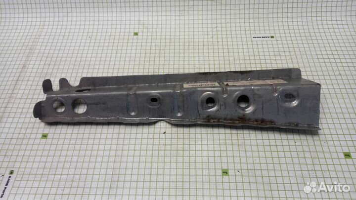 Опора крыла левая для Lexus RX300