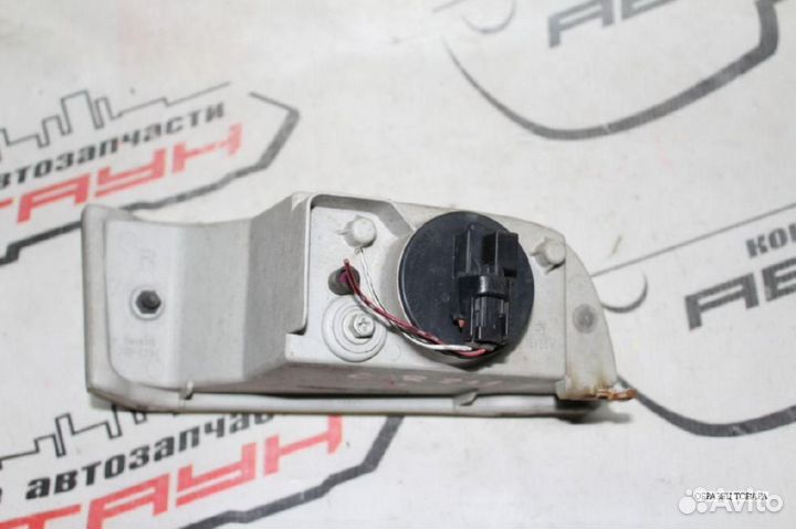 Туманка toyota carina AT210 AT211 AT212 CT210 CT21