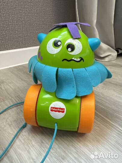 Машинка каталка fisher price