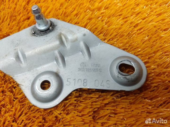 Кронштейн педали газа Volkswagen Tiguan 5N cawa