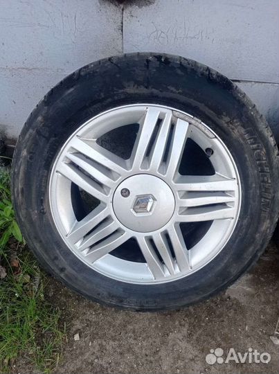Штатные колеса Renault