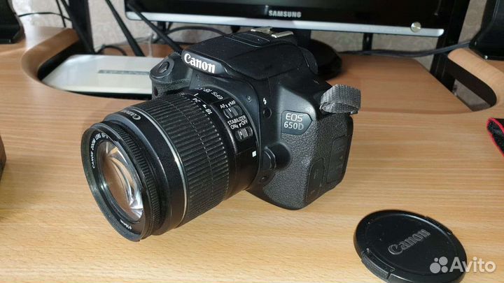 Зеркальный фотоаппарат Canon 650d
