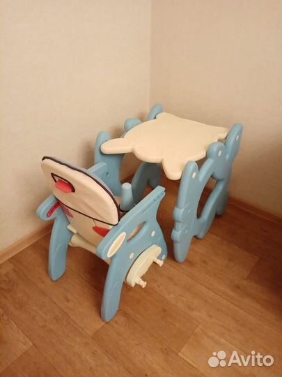 Стул -столик для кормления
