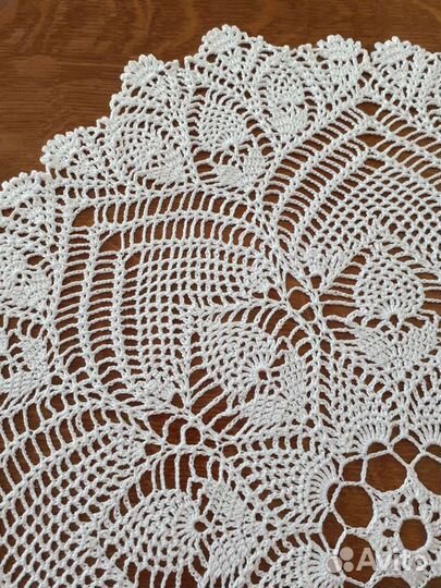 Салфетки вязаные крючком большая 59 см и ср.42 см