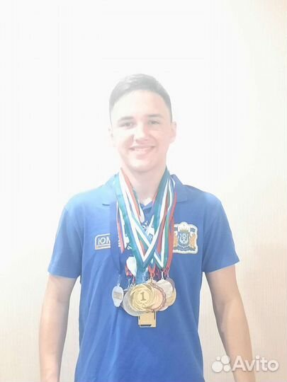 Тренер по большому теннису