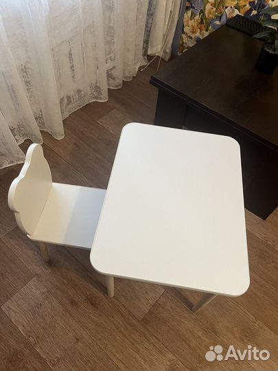 Детский столик и стул