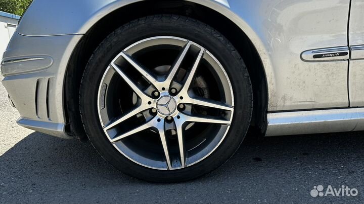 Капот mercedes 211