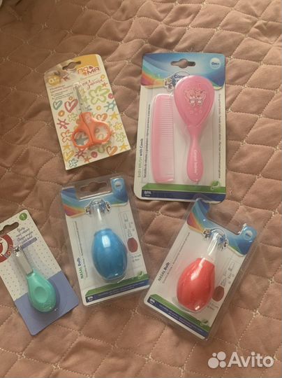 Аспиратор назальный новый, рассчески, ножницы