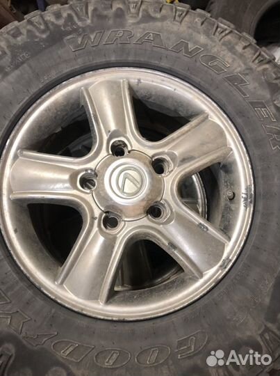 Goodyear Wrangler DuraTrac 285/70 R17