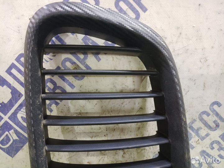 Решетка радиатора левая Bmw X5 кроссовер 3.0 M54