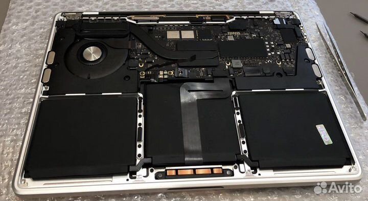 Топкейс корпус MacBook Pro 13’ M1 2020 A2338 Silv