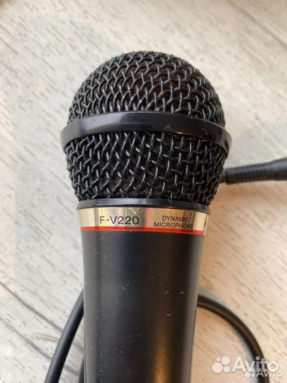 Микрофон Sony F-v220 для караоке
