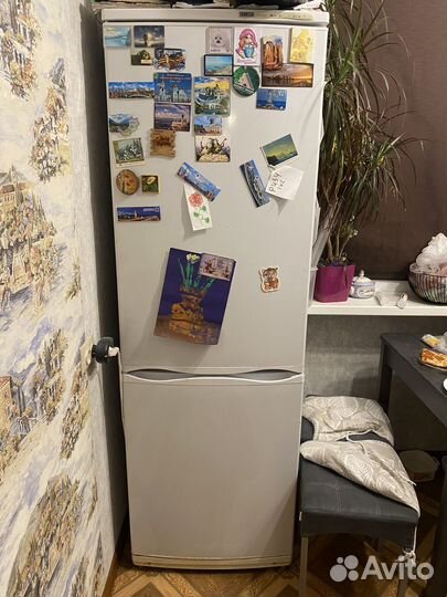 Холодильник atlant двухкамерный бу