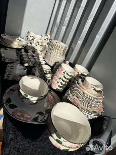 Чайно-столовый сервиз на 12 персон Дикая роза