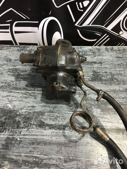 Рулевой редуктор Mercedes-Benz W124