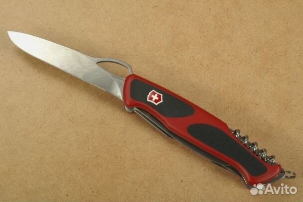 Нож Victorinox RangerGrip 57 Hunter