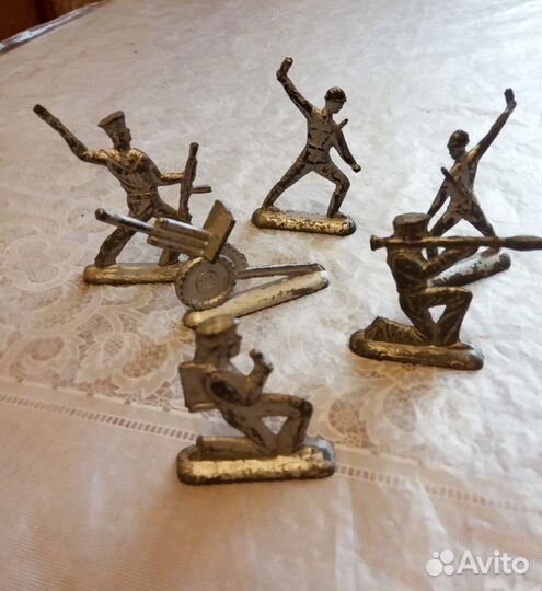 Модель оловянного солдатика