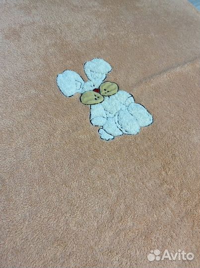 Тонкий плед burberry и Плед детский плюшевый