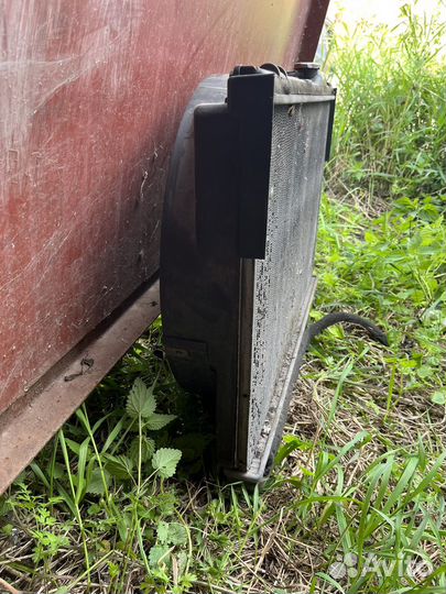 Радиатор Toyota crown jzs173