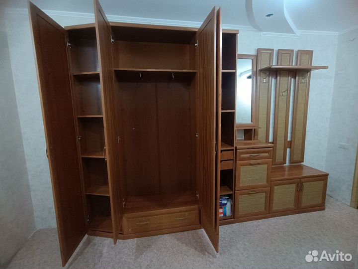 Прихожая мебель бу