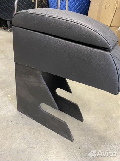 Подлокотник на ваз 2113-15