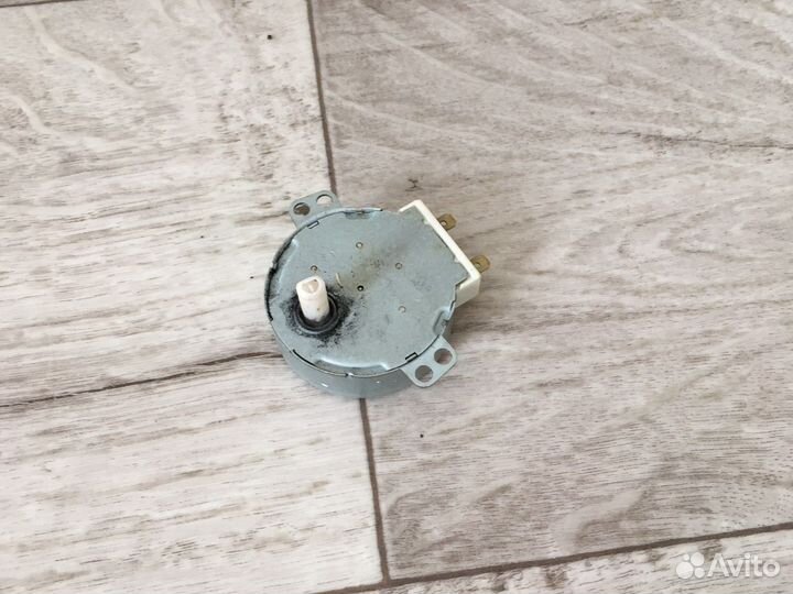 Комплектующие к микроволновой печи