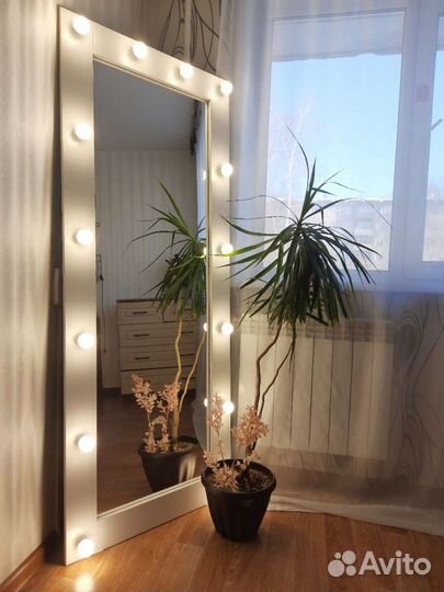 Гримерное зеркало