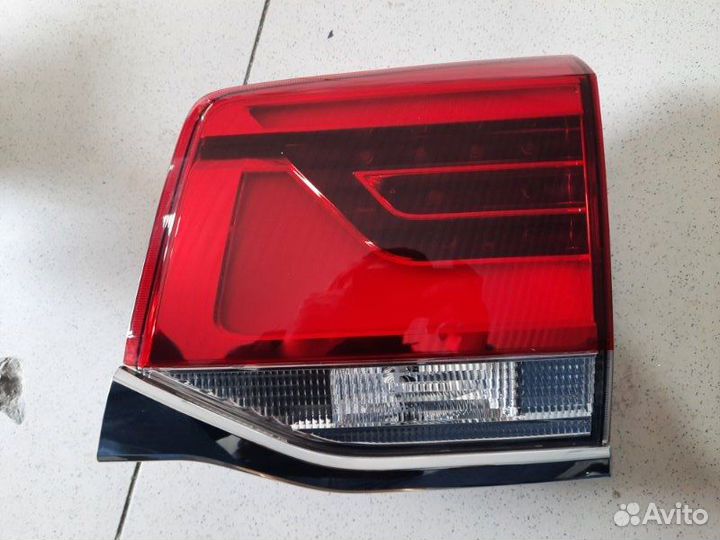 Фонарь задний правый Toyota Land Cruiser 200 2016