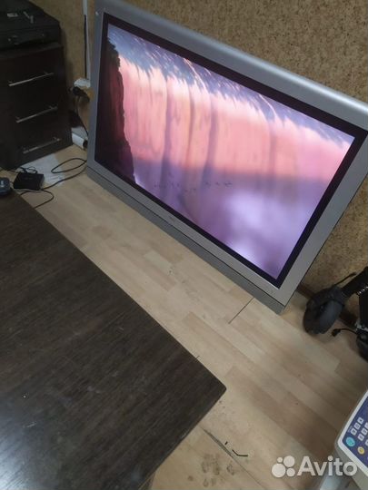 Плазменный телевизор 50