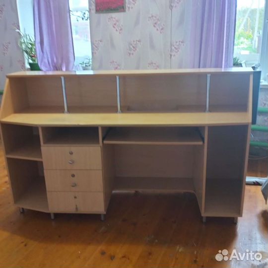 Стол для ресепшен бу