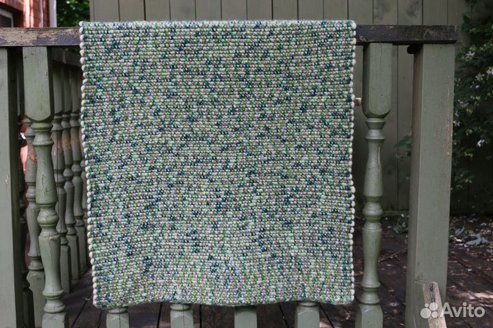 Вязаный коврик-дорожка 